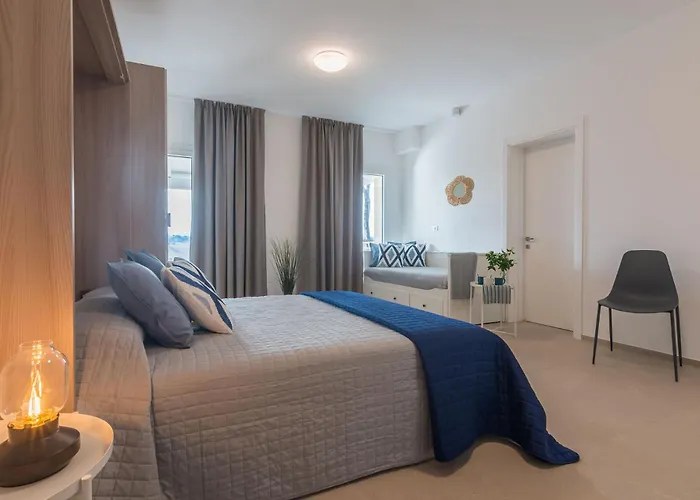 Silvia Βίλα Montemaggiore al Metauro