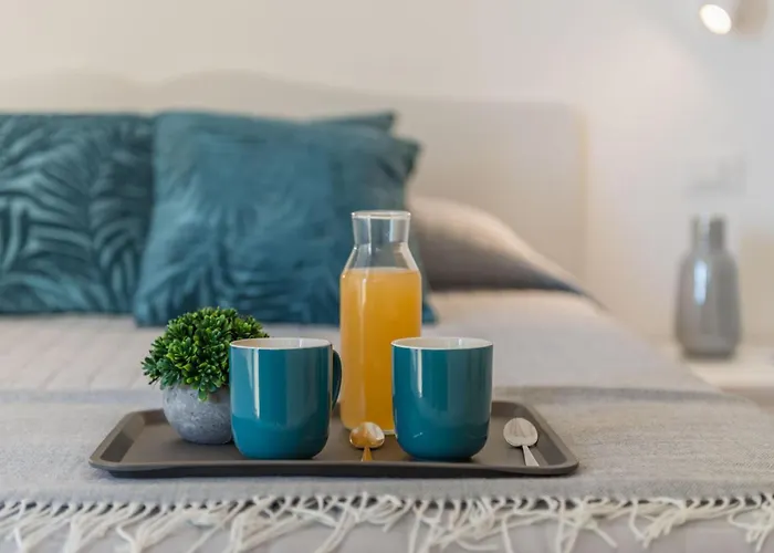 Silvia Βίλα Montemaggiore al Metauro